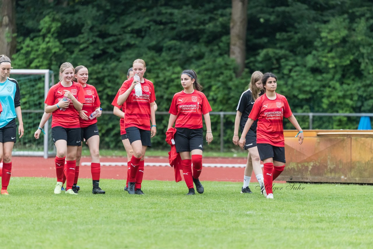 Bild 734 - Loewinnen Cup